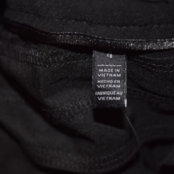 White House Black Market Black The Slim Ankle Pant 4 NWT - Picture 9 of 15